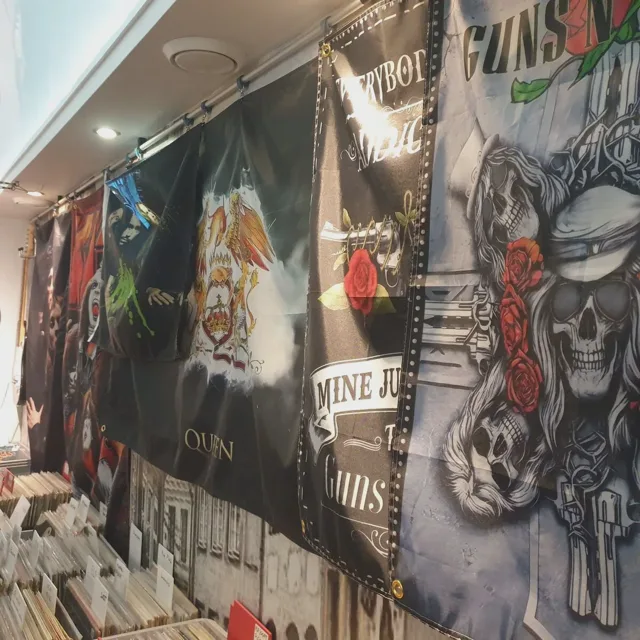 FLAGS Flags (Karogi)